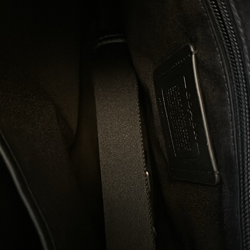 Coach - Picture 3 of 17
